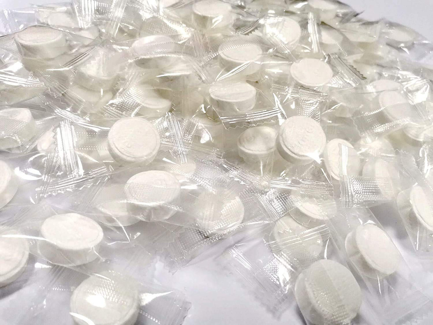 Disposable Mini Compressed Cotton Towel Coin Tissue Towels for Travel Daily Use ( 100PCS , 50PCS , 25PCS ),