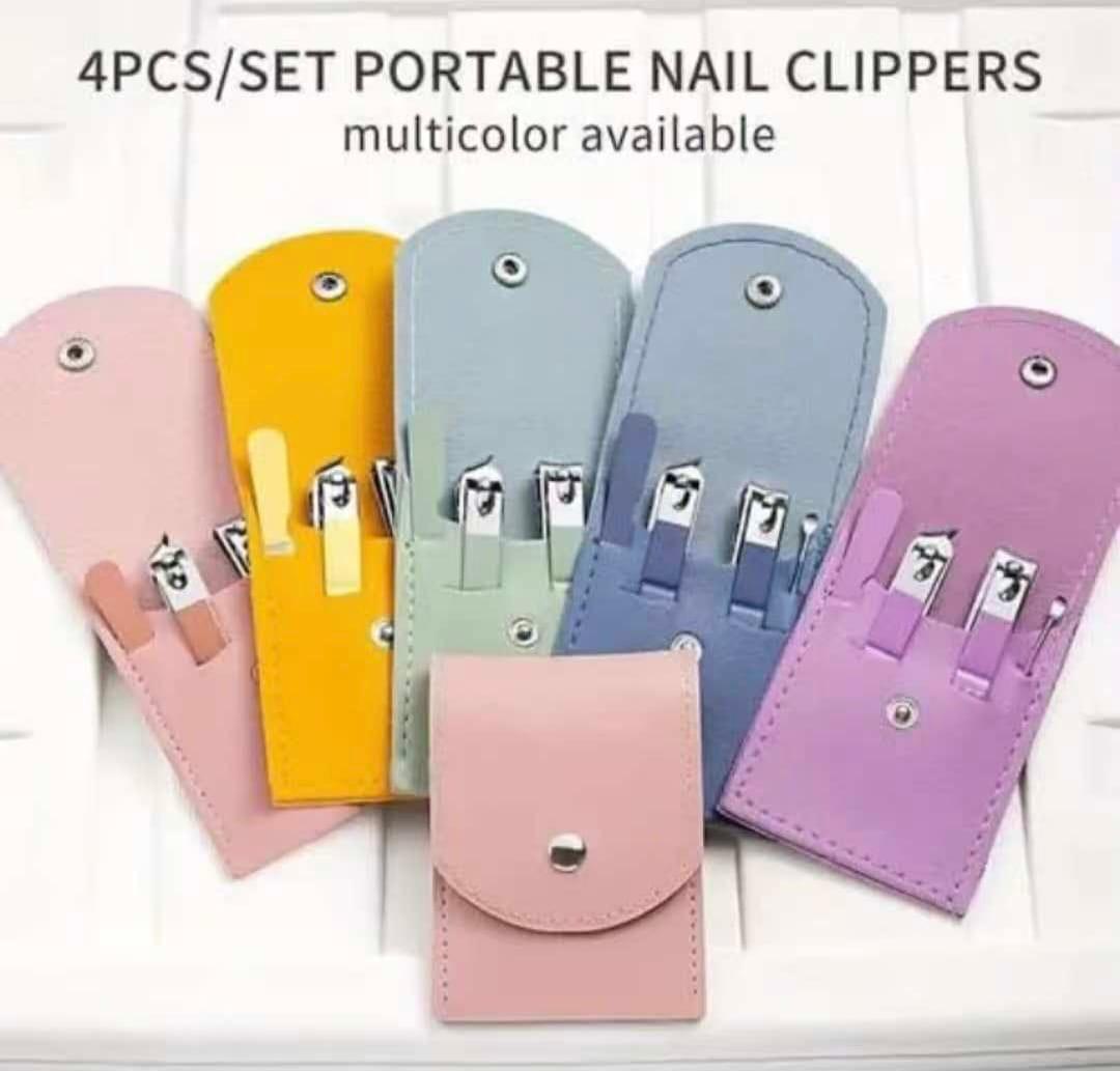 4 IN 1 NAIL KIT